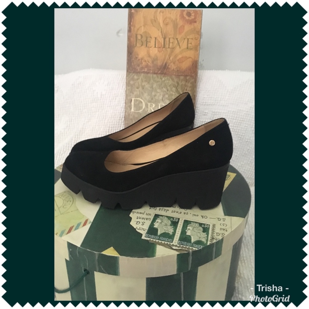 Venezia, Italian black suede wedge heels. Size 38